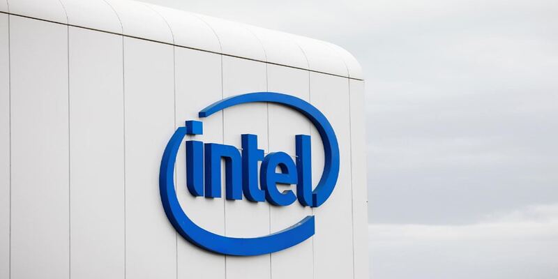 Intel, Siemens forge 3-year partnership for advanced chip manufacturing efficiency 