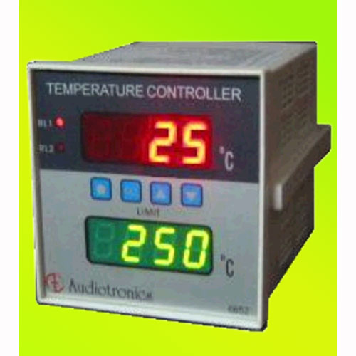 Universal Temperature Controller