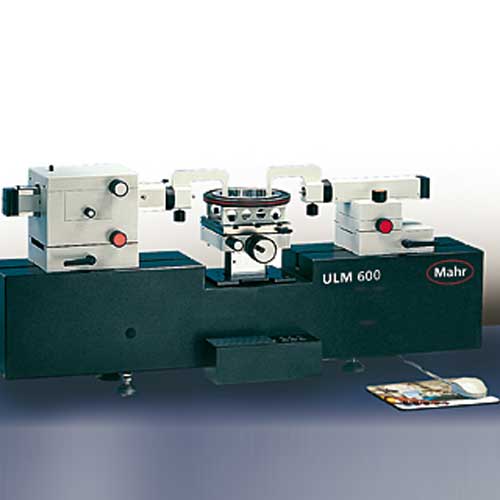 Universal Length Measuring Machines