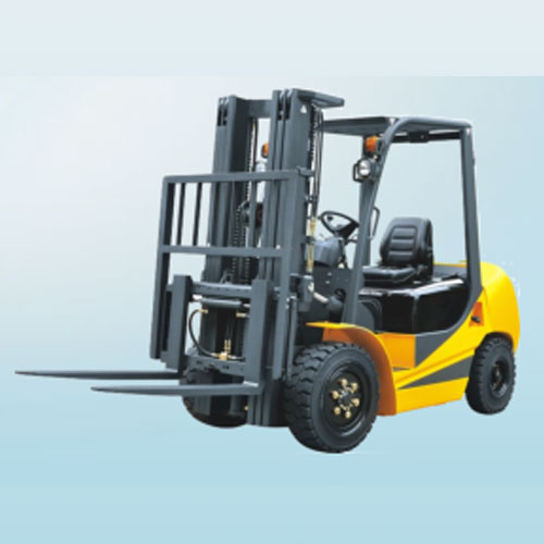 Internal Combustion Forklift - 1.5 to 1.8 T