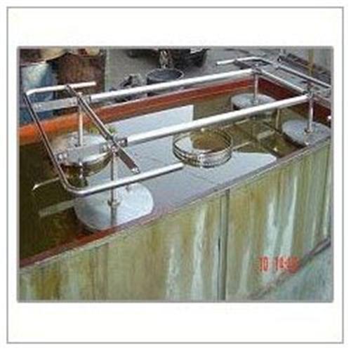 Funnel Type Oil Skimmers